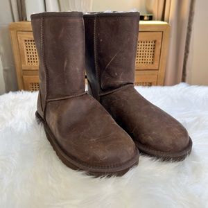 Ugg Boots (7 women’s)